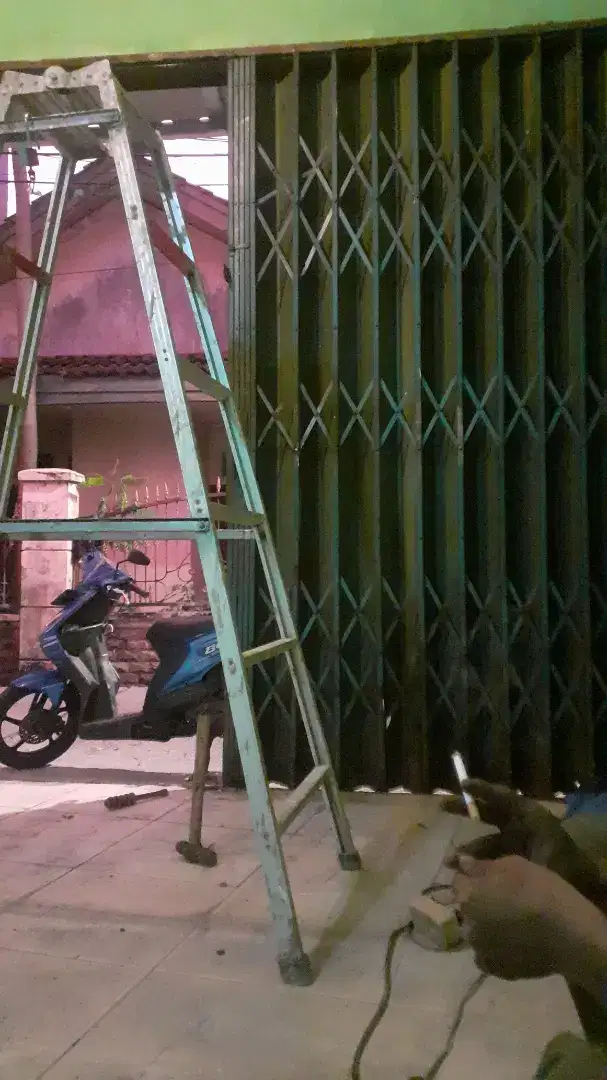 Tukang perbaikan pintu rolling door folding gate panggilan
