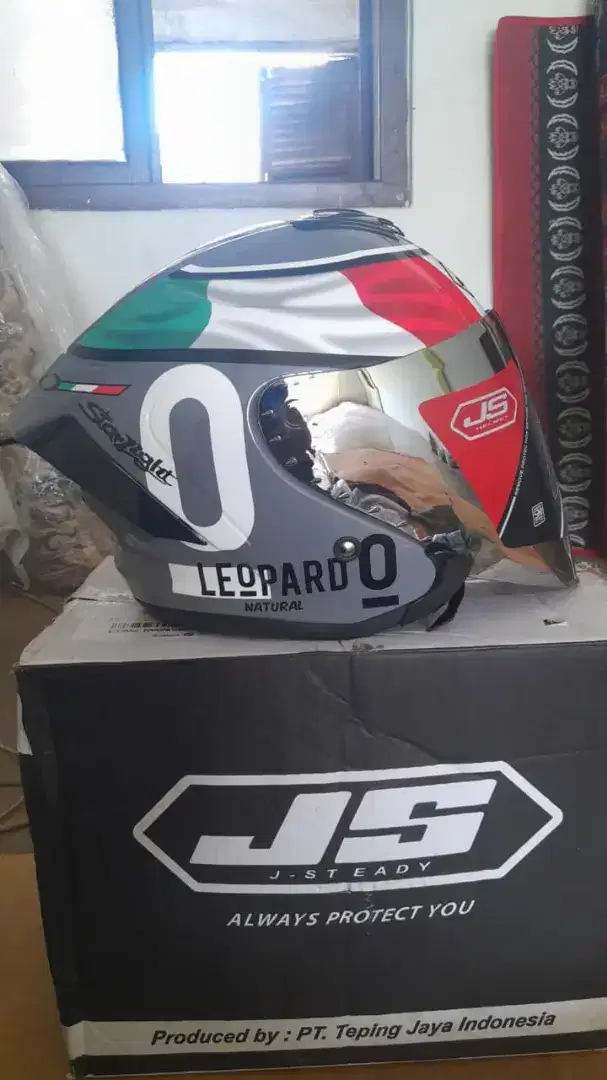 Jual helm js leopard