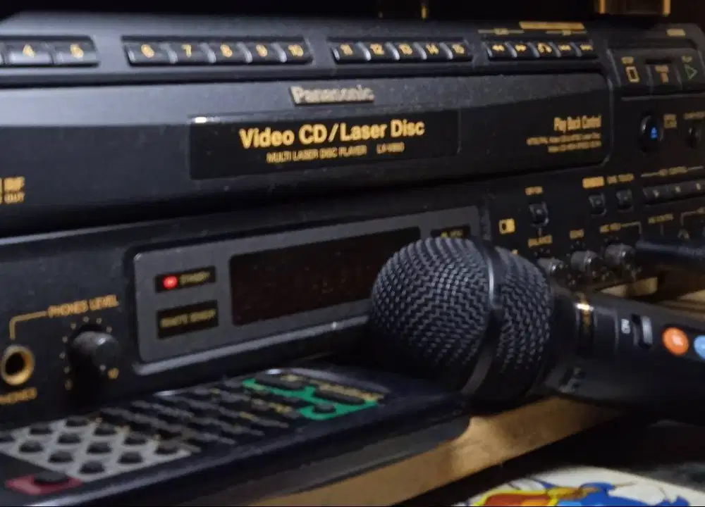 Multi LD/CDV/CD Panasonic LX-V860