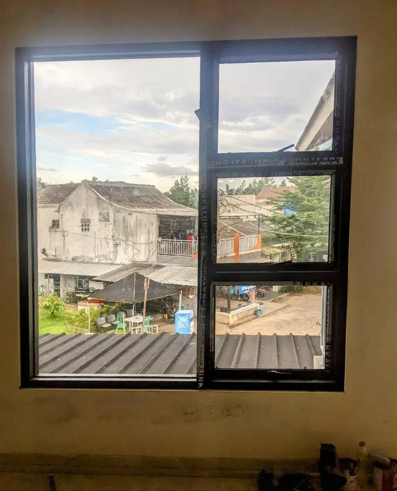 Kusen Aluminium, Pintu Kaca & Jendela Kaca – Custom & Terpasang Rapi