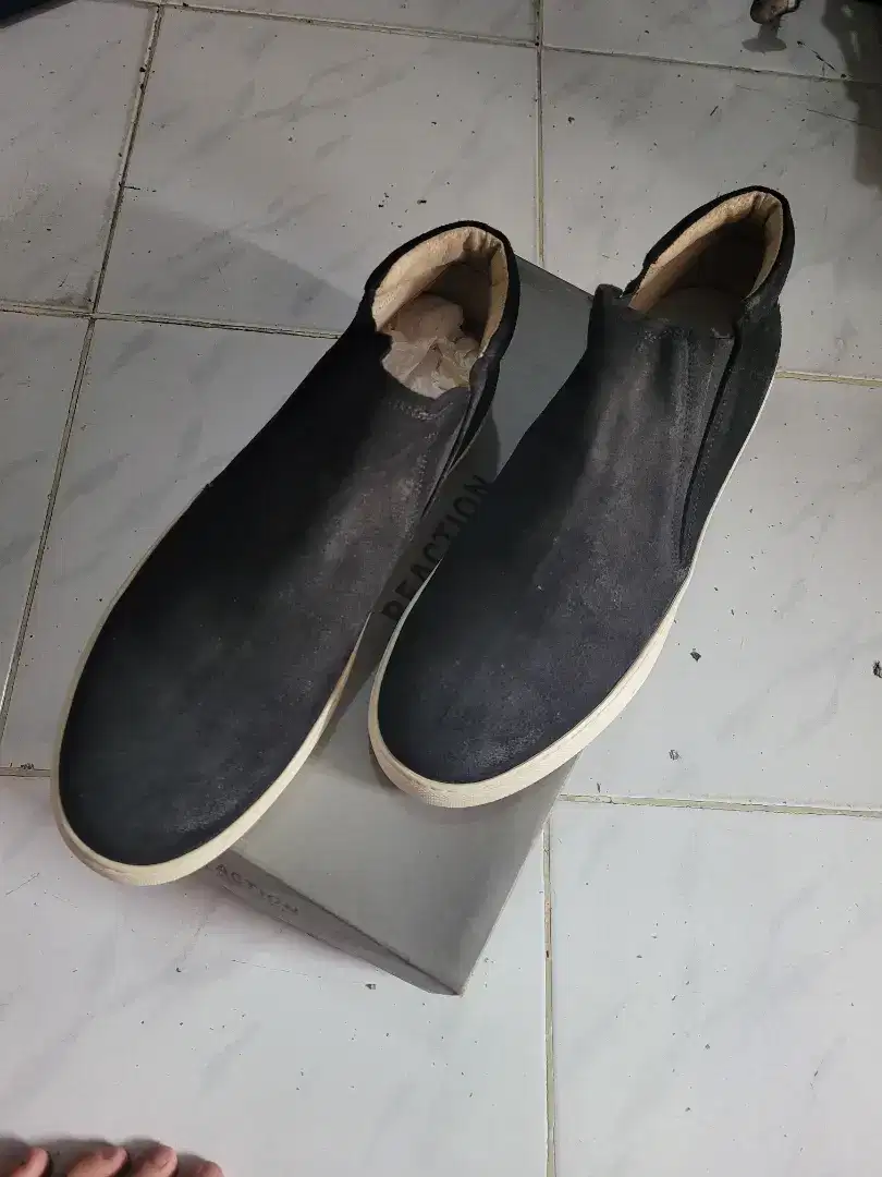 JUAL SEPATU REACTION MAN KENNETH COLE  KULIT