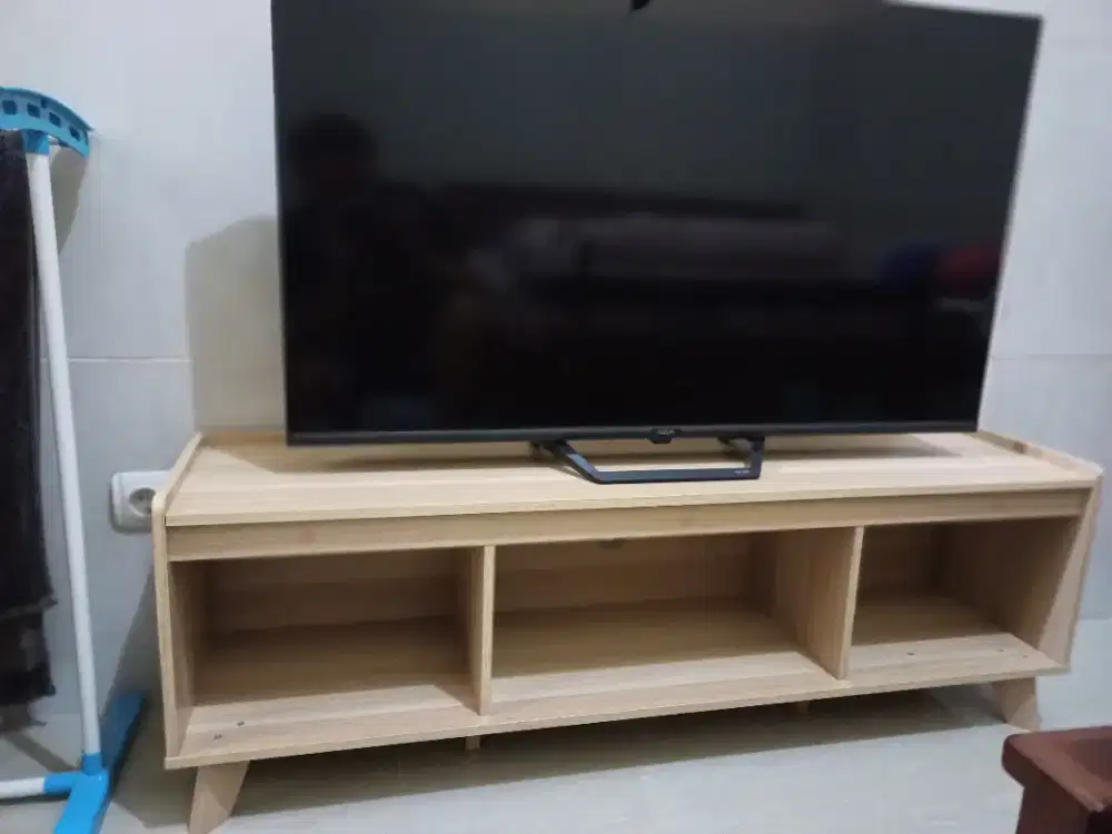 Di jual TV Aqua QLED 43