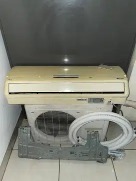 AC LG BEKAS PAKAI KOMPONEN LENGKAP