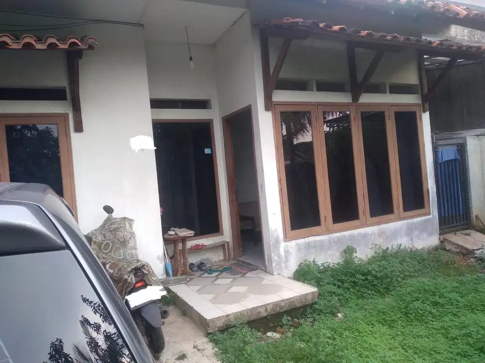Dijual rumah komplek Kav UI timur