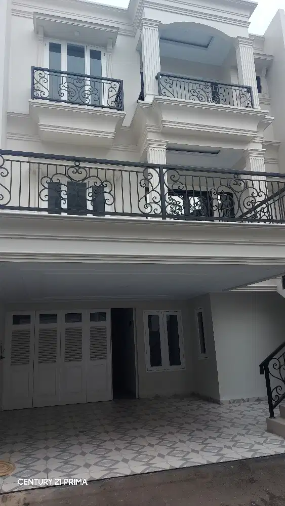 Rumah Baru Siap Huni Cantik Strategis Di Jagakarsa Jaksel