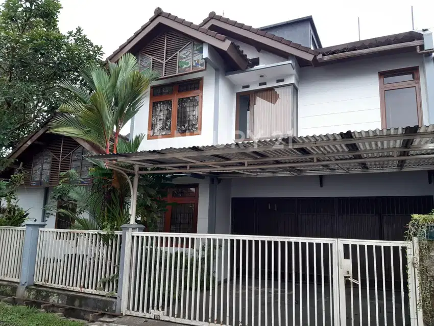Rumah Asri & Nyaman Di Komplek Citra Antapani