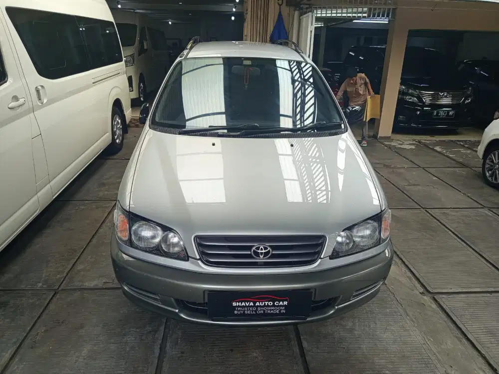 Toyota Picnic 2000 Bensin