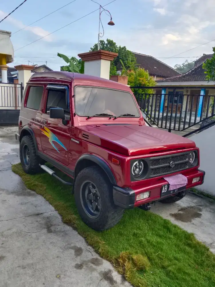 Suzuki katana GX tahun 1995 warna merah istimewa