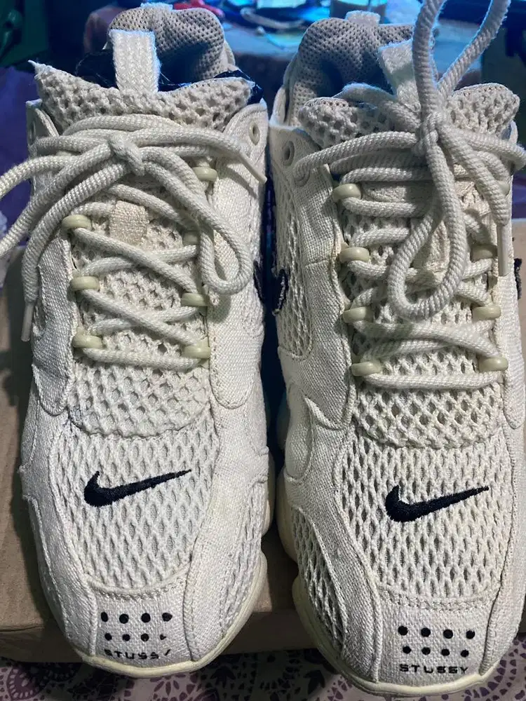 Sepatu Nike Stussy 42,5/270