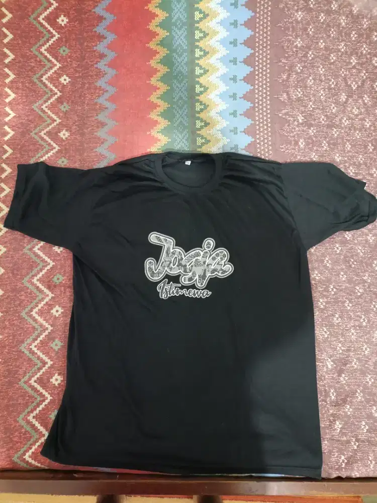 Baju Jogja Istimewa (Hitam) Oleh-Oleh Jogja