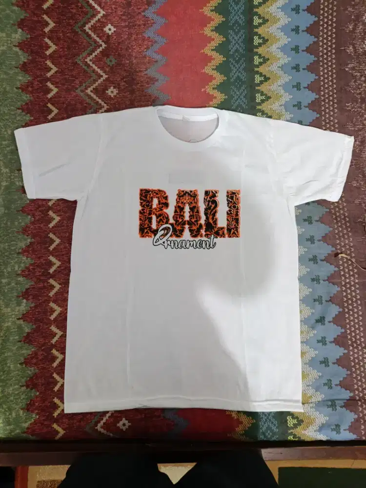 Baju Bali ( Warna Putih ) Oleh-Oleh Bali