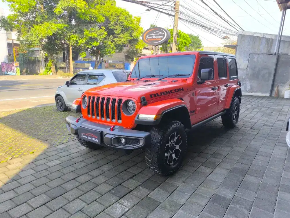 Jeep Rubicon JL 2020 oranye