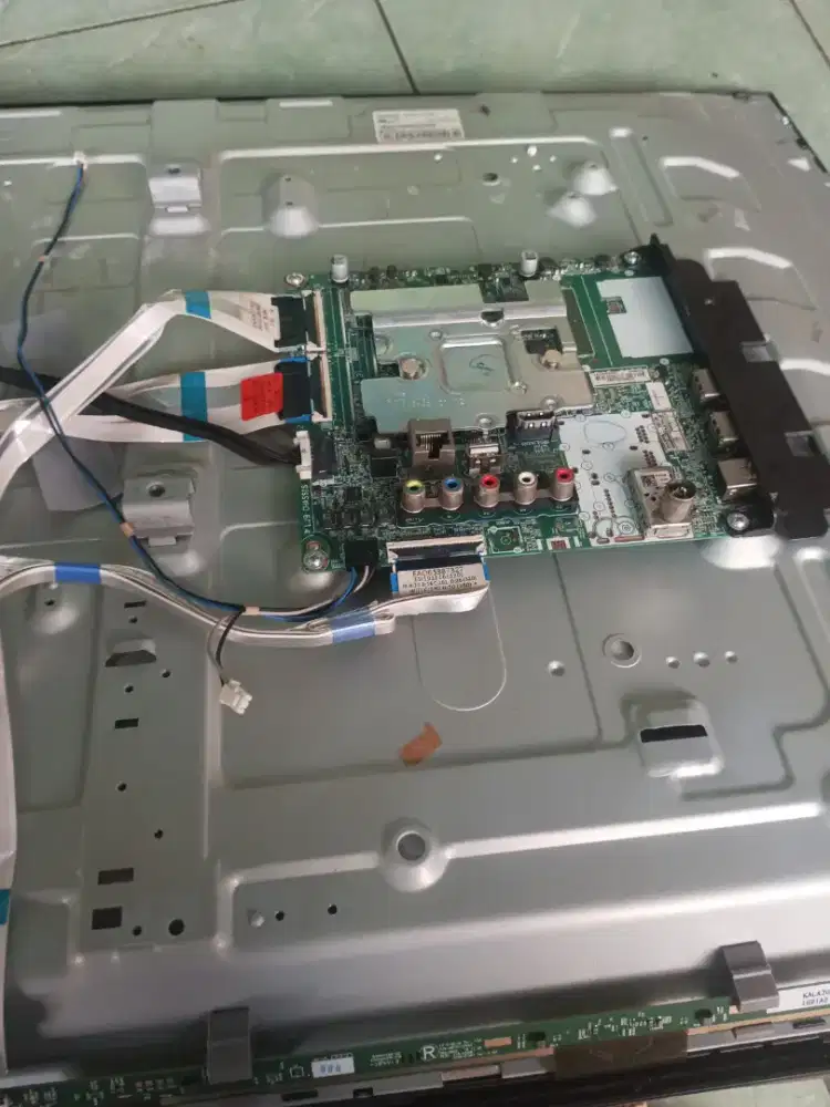 Jasa servis tv LED ,ampli power,mesin cuci,kulkas ,AC,mesin laundry