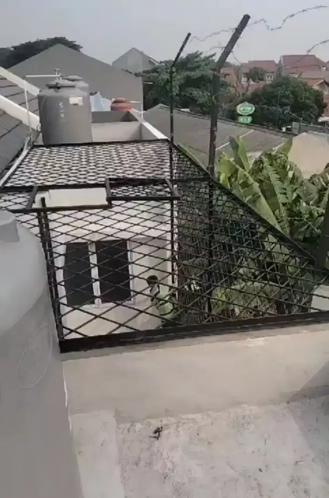 tralis besi krangkeng pengaman rumah