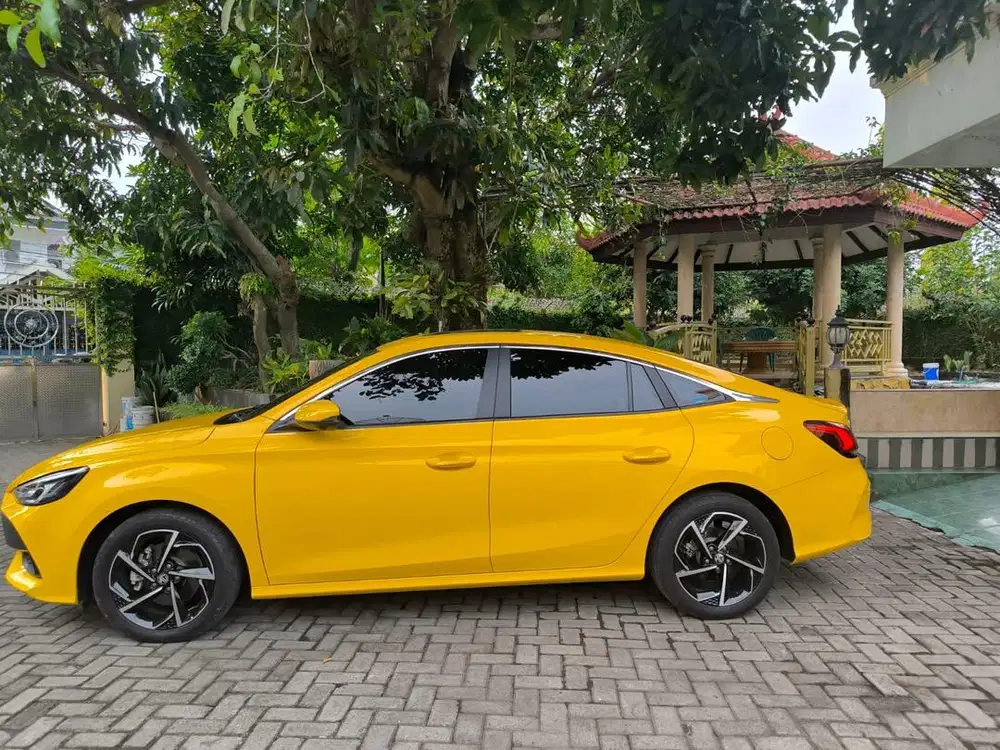 Jual Mobil Bekas MG5 GT Ignite Surabaya