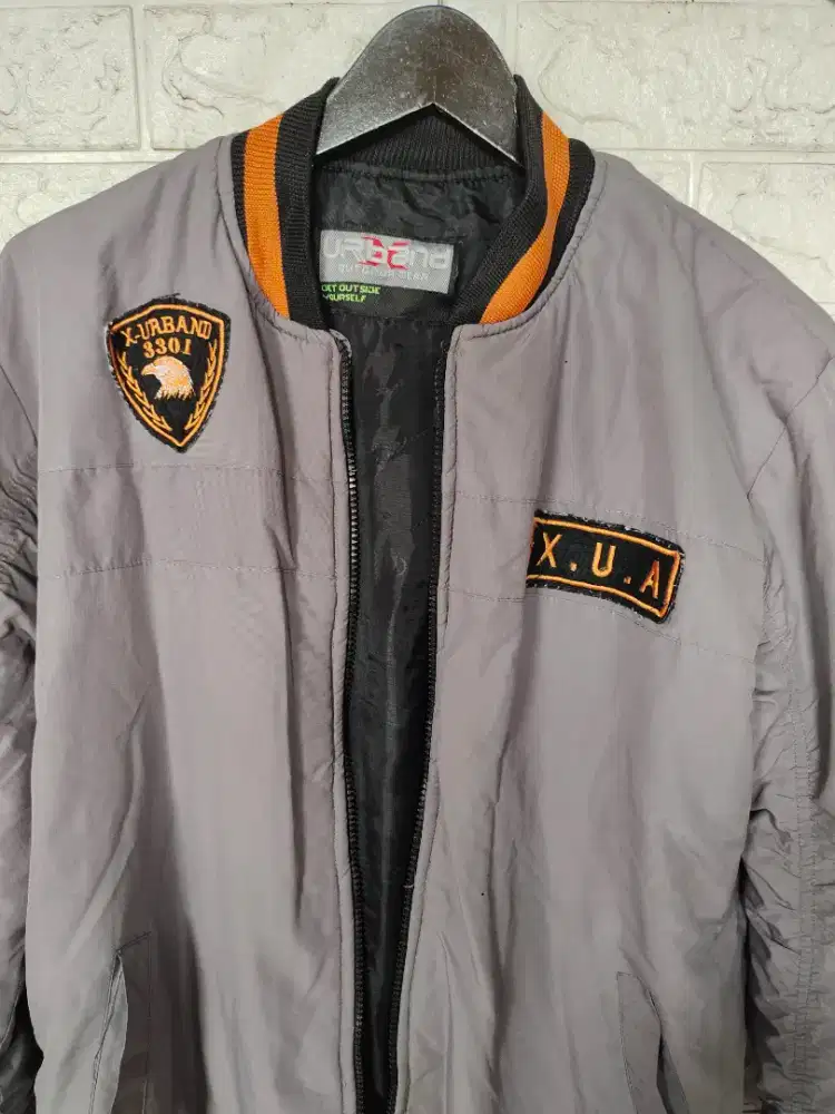 jaket bomber pria