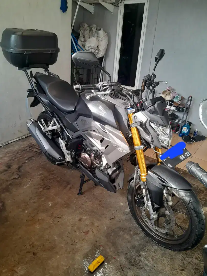 CB 150 R Streetfiegter