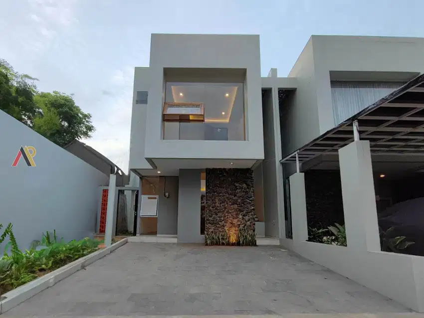 Rumah Jual Cimanggis Dekat UI Depok 3 Lantai Private Pool Ala Resort