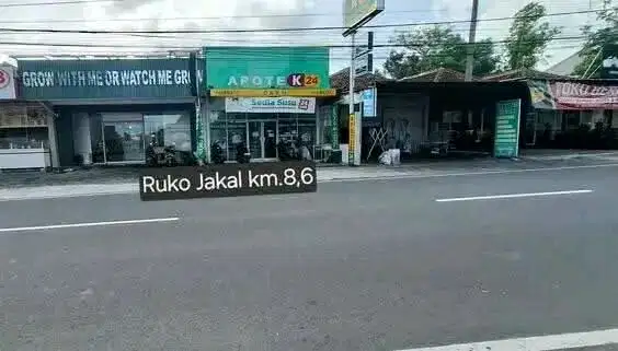 Ruko bagus sangat strategis di jalan kaliurang km 8