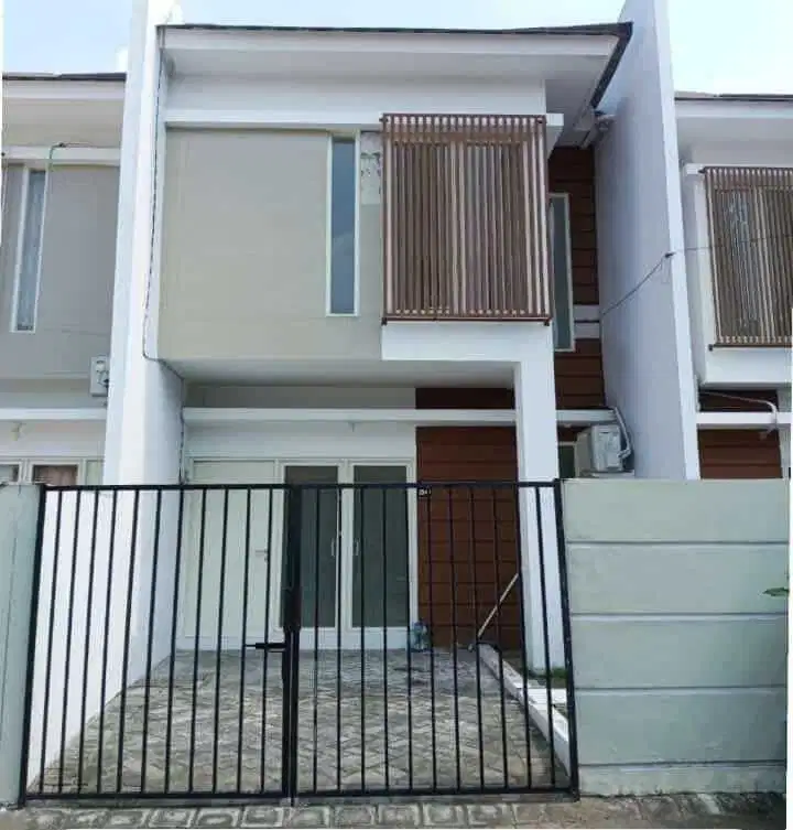 Jual Rumah Regency One Karang Asem Surabaya Strategis Nyaman