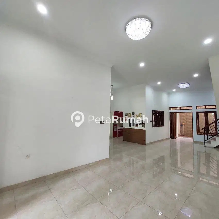 DIJUAL RUMAH JALAN ASRAMA KOMPLEK BUMI ASRI (HANNY)