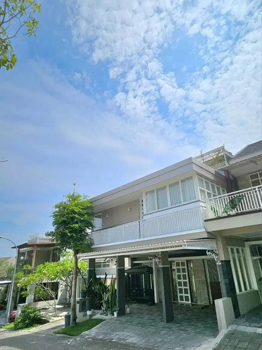RUMAH 2LT MEWAH DI GODEAN HARGA DI BAWAH PASARAN KAWASAN PREMIUM