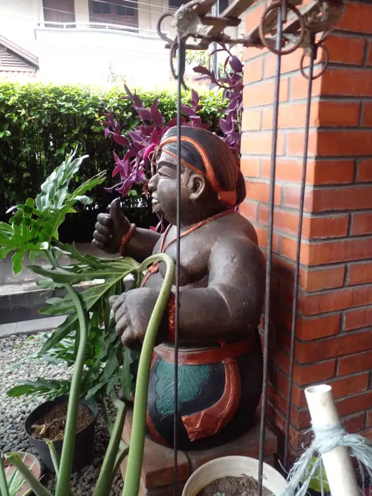 Patung jawa antik