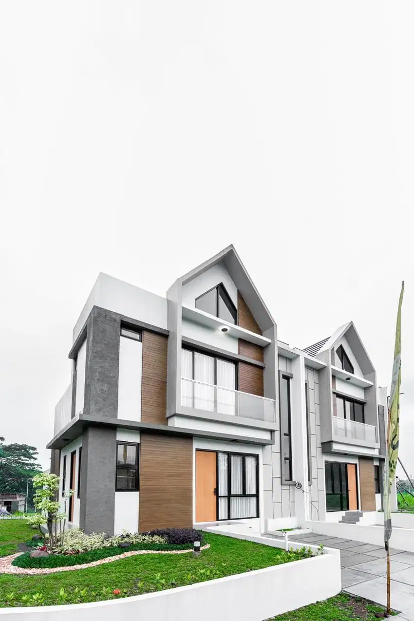 Rumah dengan pemandangan Gunung salak dan Citylight Kota Bogor!