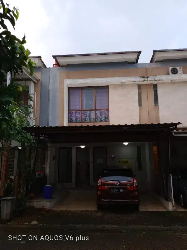 Dijual rumah siap huni di Fortune Essence Graha raya