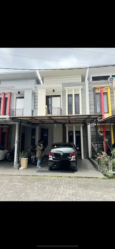 Wow MURAH banget Rumah 2 Lantai Full Furnished di Antapani dijual