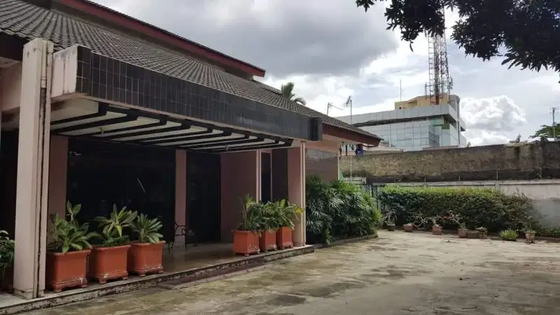 Dijual Cepat Rumah Luas dibawah NJOP di Pejaten Barat
