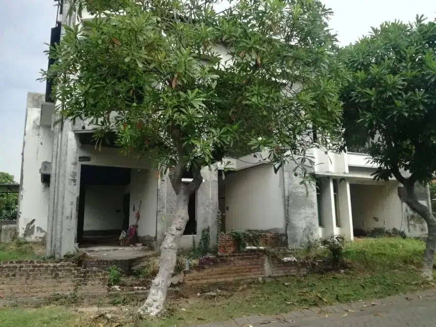 Rumah Setengah Jadi Hitung Tanah San Diego Pakuwon City
