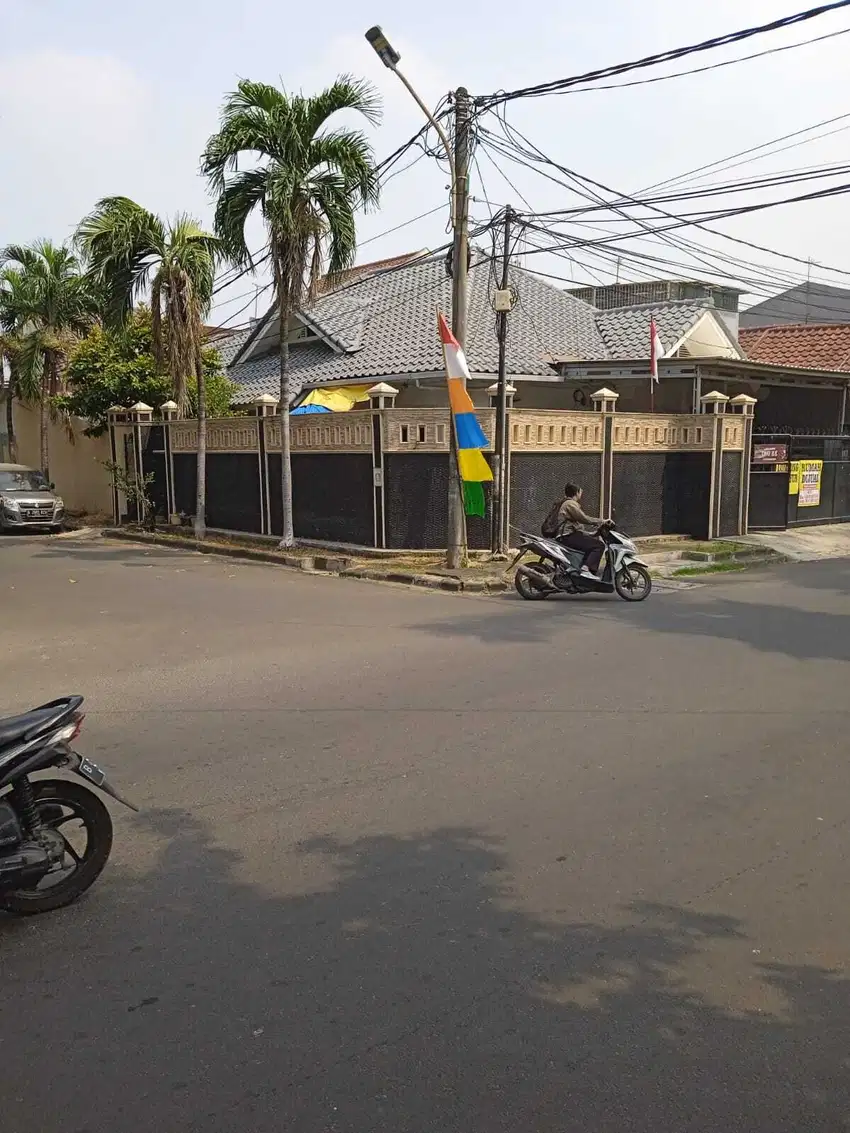 DIJUAL RUMAH HOEK CITRA GARDEN 1 KALIDERES JAKARTA BARAT