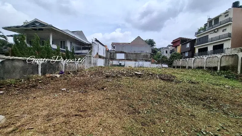 Lahan di Kemang bentuk kotak bebas banjir