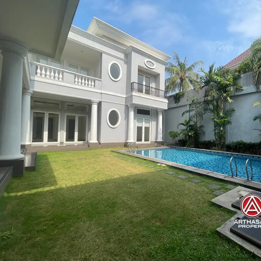 KEMANG DALAM, RUMAH MEWAH LOKASI PRIME, LINGKUNGAN TENANG DAN NYAMAN
