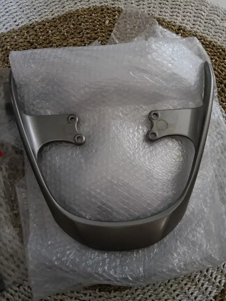 Behel belakang Stylo 160 ABS