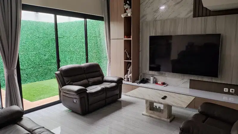 Rumah mewah Green Garden Residence full furnished