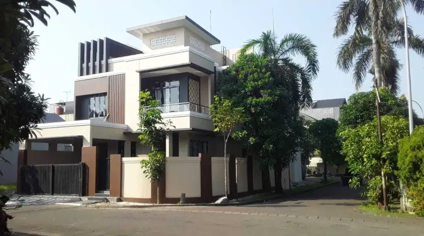 HOT SALE Rumah Brand New 2lt, semi Furnished Anggrek Loka BSD CL 395