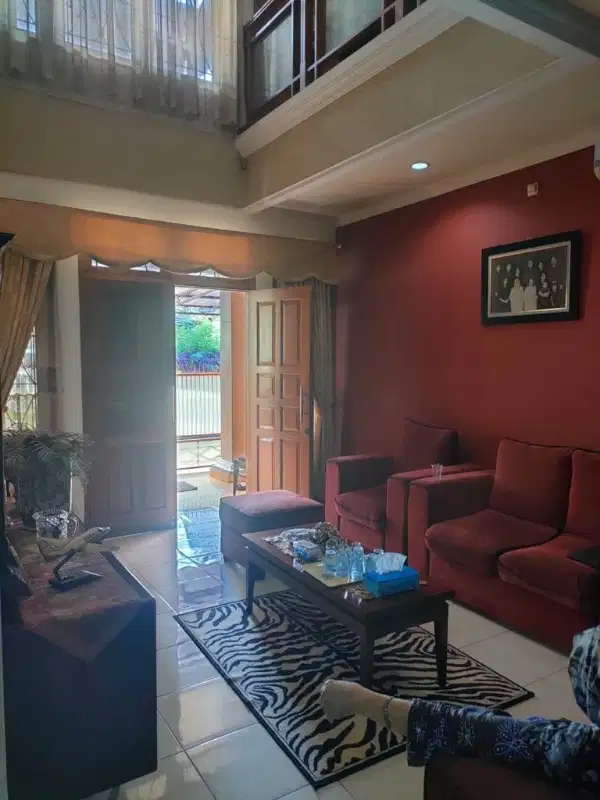 dijual rumah bagus di Tulodong kebayoran baru Jakarta