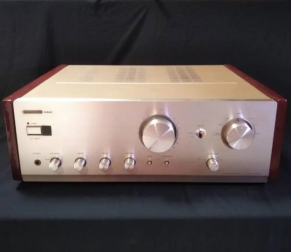 power amplifier Onkyo INTEGRA  A9711