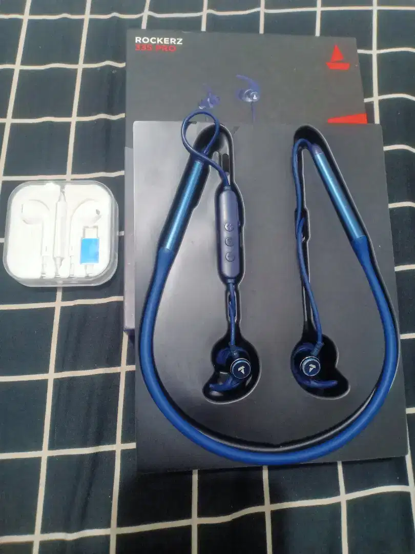 Headset bluetooth dan headset type C