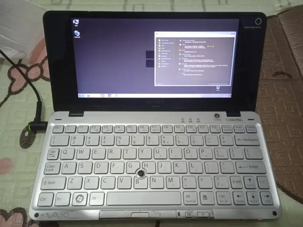 Laptop Langka Sony VAIO VGN P15G Mulus