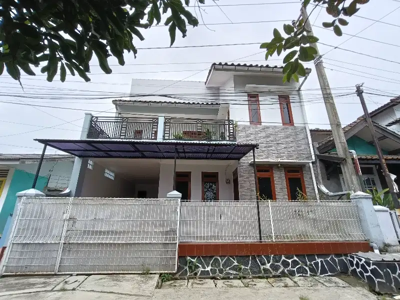 Jual Rumah LUAS harga MURAH di Cihanjuang dekat ke Sariwangi Cimahi