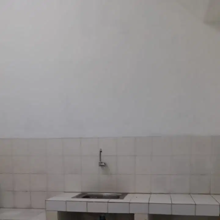 DIJUAL RUMAH LEMBAH HIJAU LIPPO CIKARANG SIAP HUNI