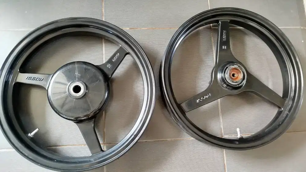 Velk V-Rossi Ring 14