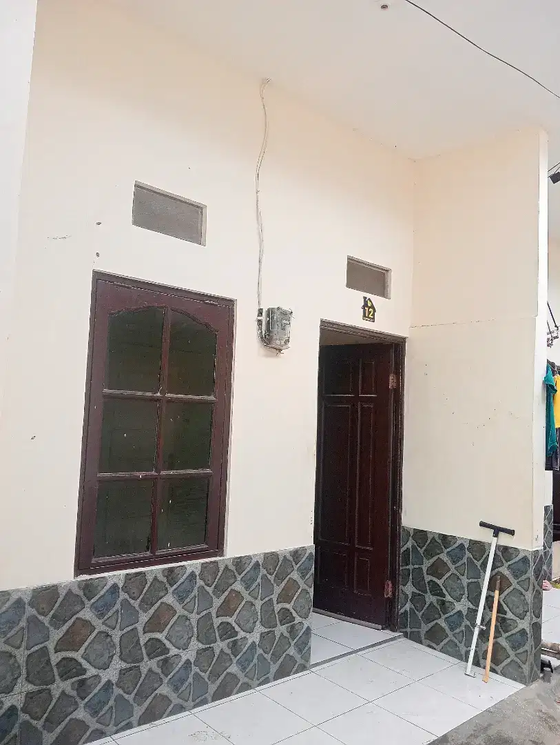 Di kontrakan Bulanan