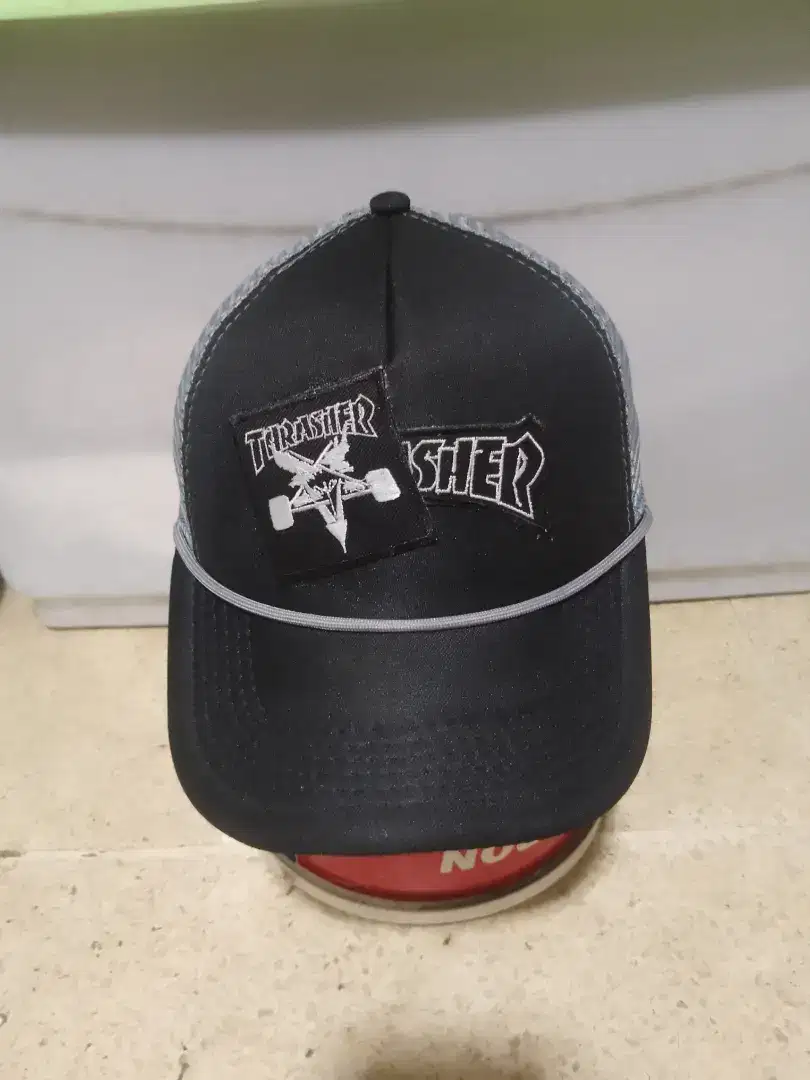 Topi thrasher Big logo bordir second bekas
