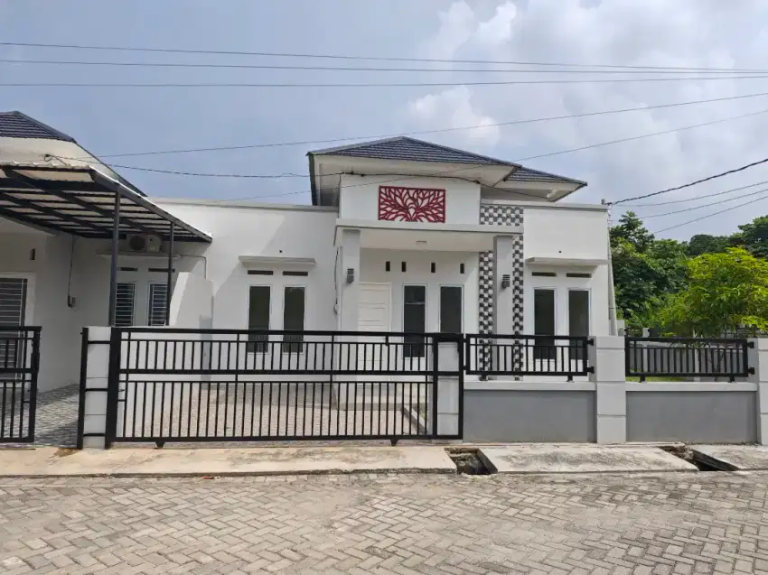Dijual rumah tipe 80, cluster
