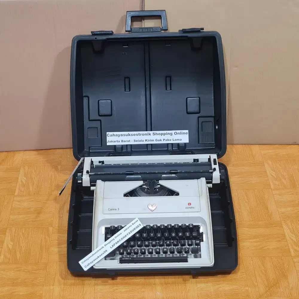 Mesin Tik OLYMPIA CARINA 3 Mesin Ketik Manual 13 inch Original Second