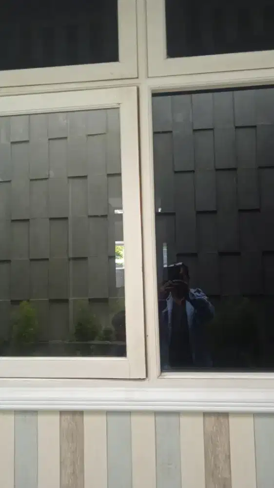 jasa pasang stiker kaca all Stiker